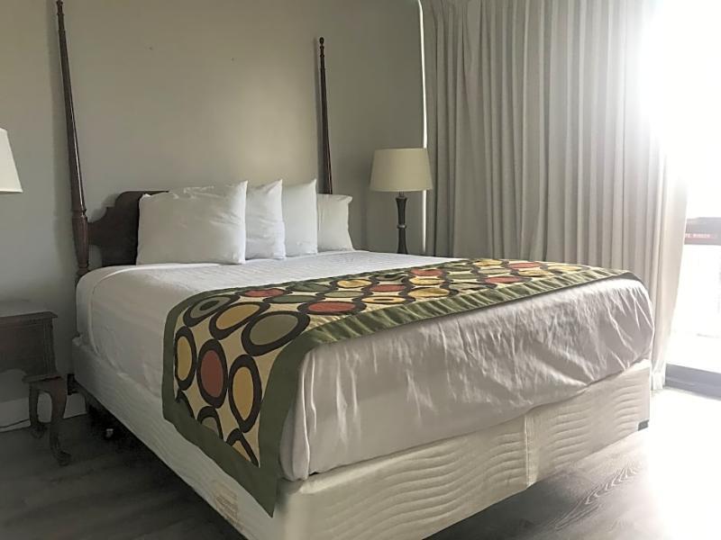 Hotel Alamar Virginia Beach